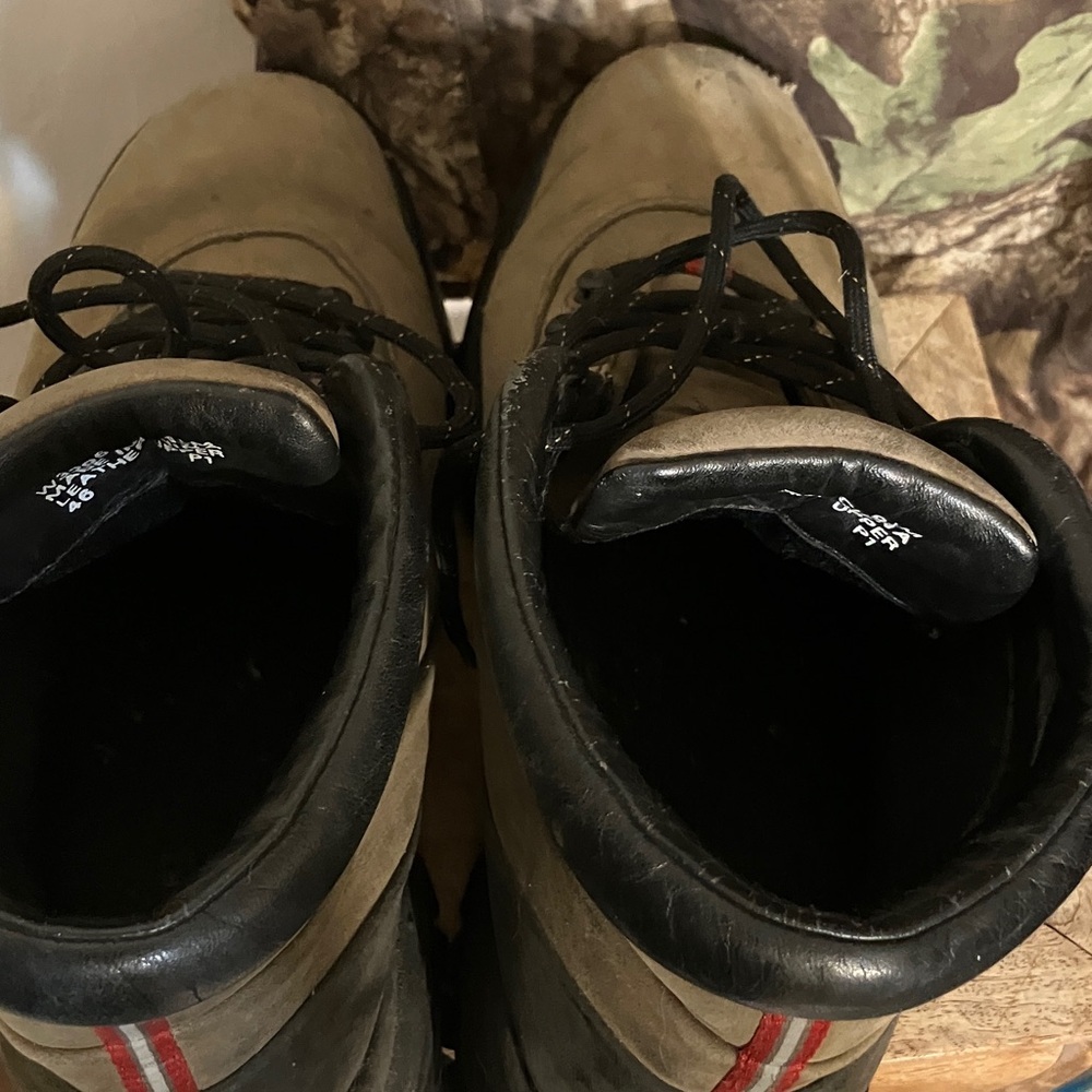 Rockport womens 9.5 hiking leather boot lightweight sturdy quality - Picture 12 of 12